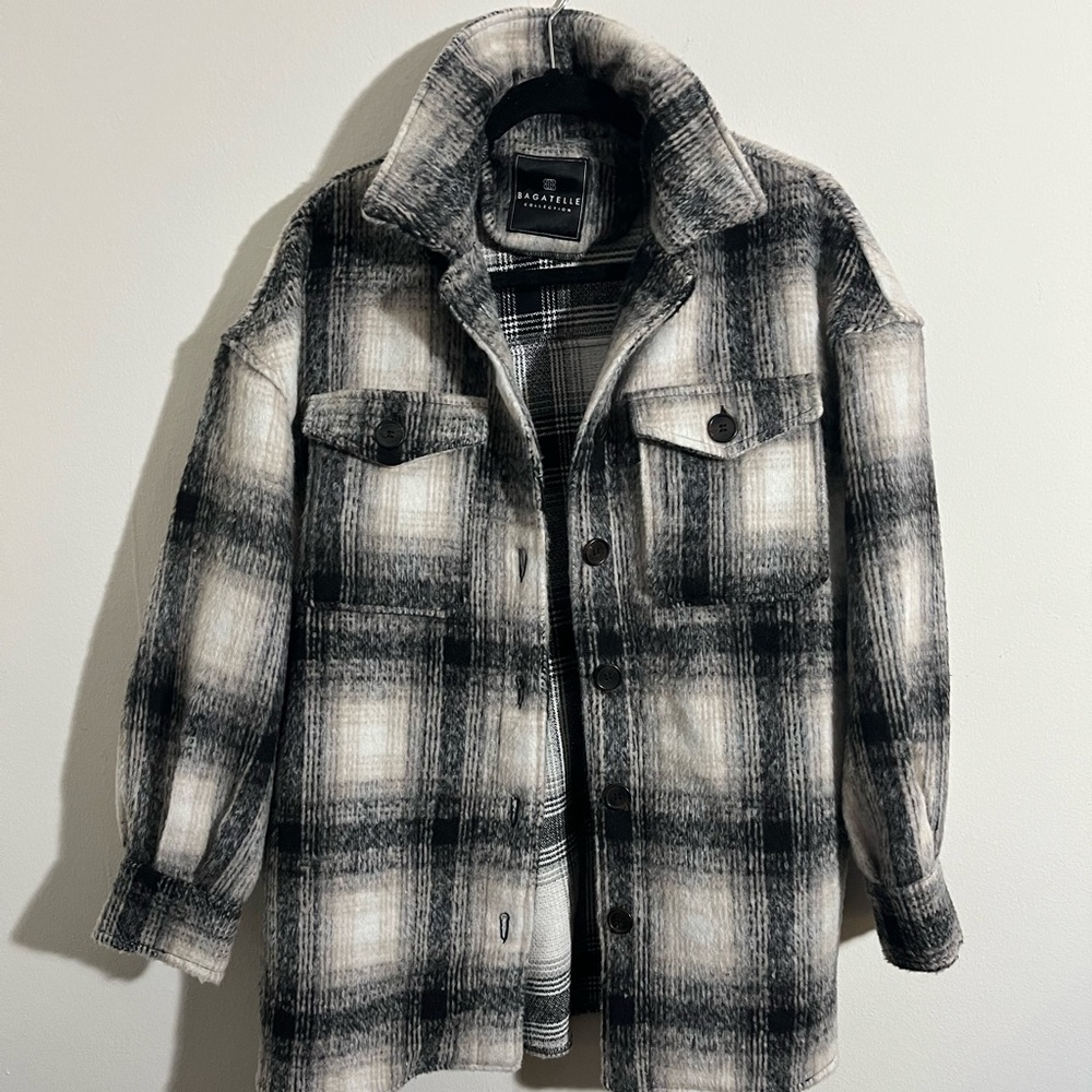 Bagatelle Shacket